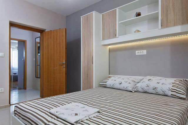 Apartments Romantica เยเซนิเซ ภายนอก รูปภาพ